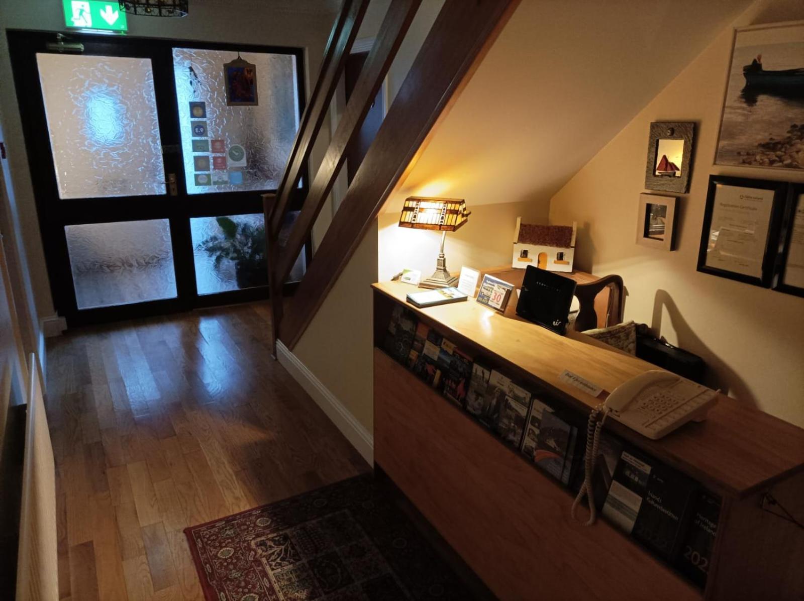 Mountain View Guesthouse Oughterard Exterior photo